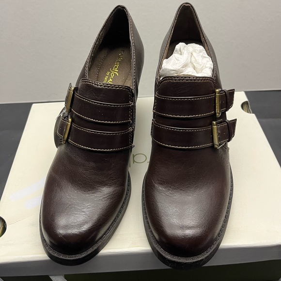 Natural Soul Shoes - NaturalSoul - Size 6.5 - Brand new in box